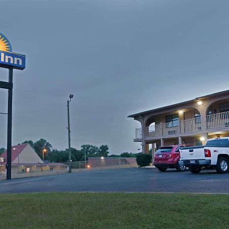 Days Inn By Wyndham Downtown-Nashville West Trinity Lane Exteriör bild